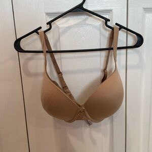 Victoria Secret - Body by Victoria perfect shape bra, nude, size 34DDD, VGUC